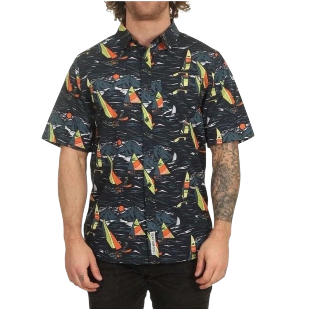 Kavu Men’s “Local Worldwide” Cotton Button Sail Away Night Navy Blue Boats XL